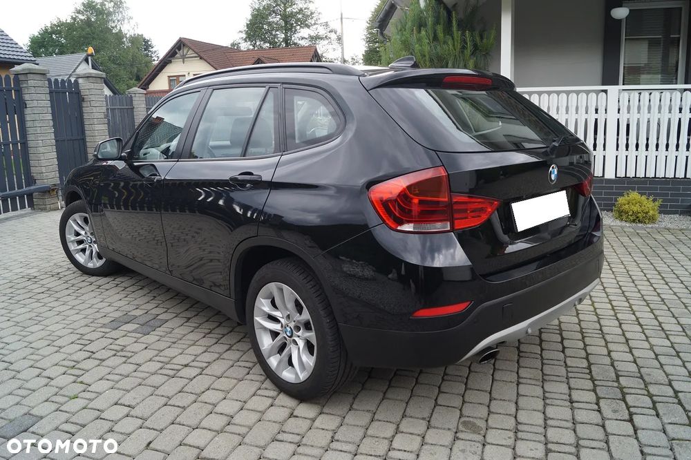 BMW X1 sDrive18i - 14