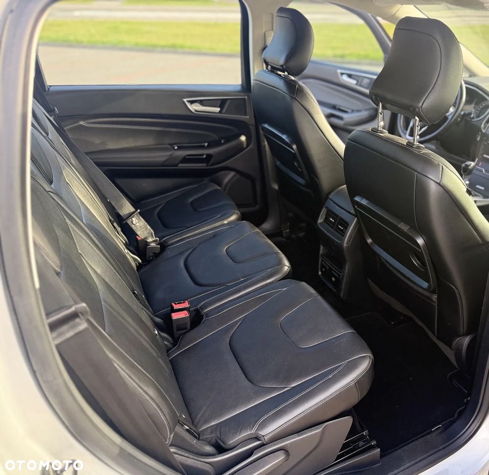 Ford S-Max 2.0 EcoBlue Titanium - 19