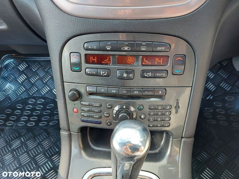 Peugeot 607 - 24