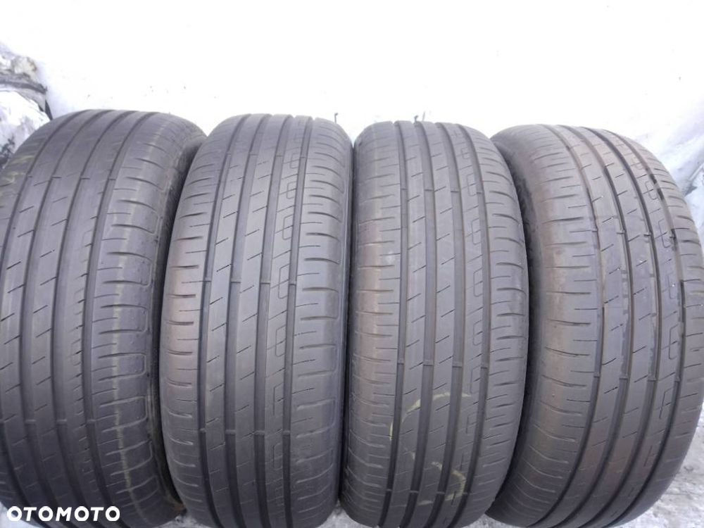 Goodyear Efficientgrip Performance 215/55 R17 94V 2022, 2023i 2025 7-7.5mm - 1