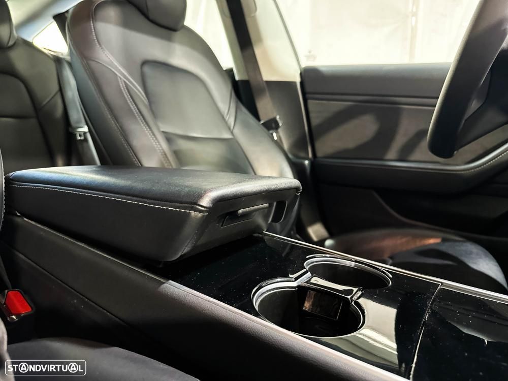 Tesla Model 3 Performance Dual Motor AWD - 36