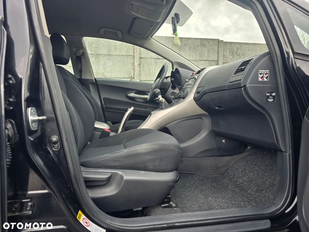 Toyota Auris 2.0 D-4D Premium - 8