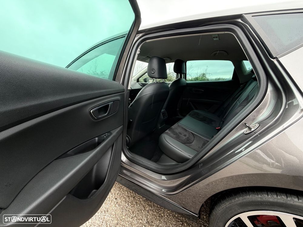 SEAT Leon 1.6 TDI S&S Style - 22