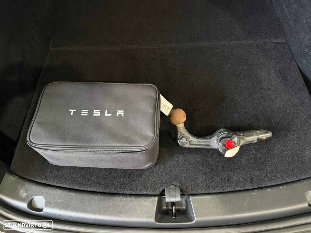 Tesla Model Y Performance Dual Motor AWD - 48