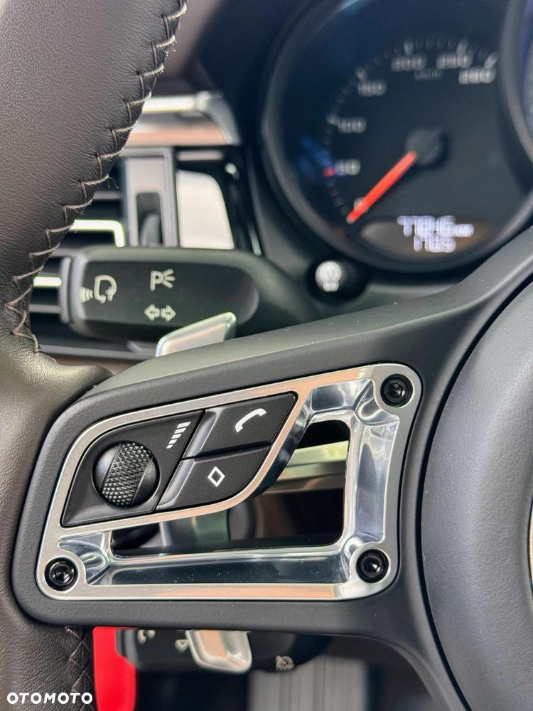 Porsche Macan S - 18