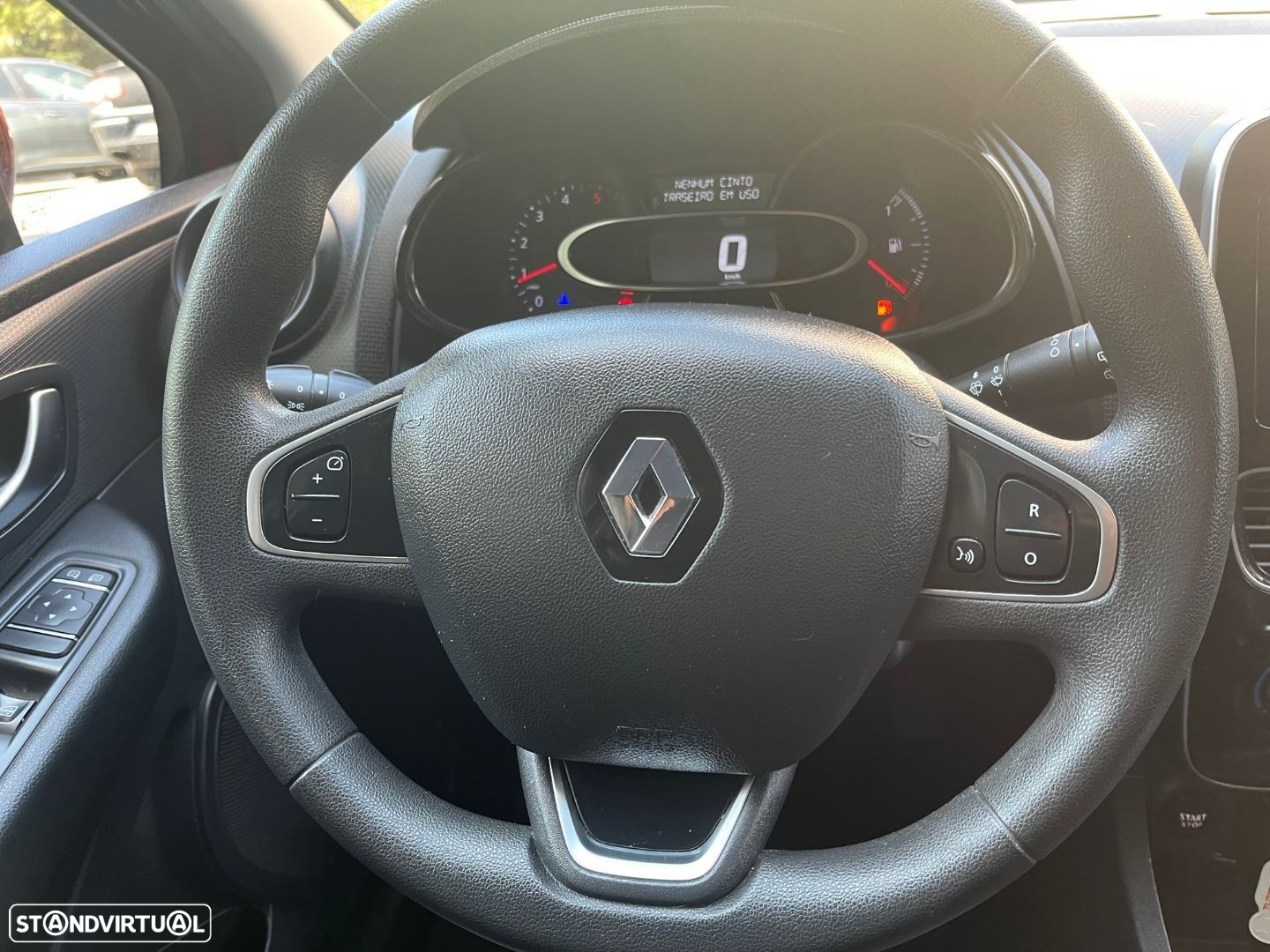 Renault Clio Sport Tourer 1.5 dCi Zen - 21