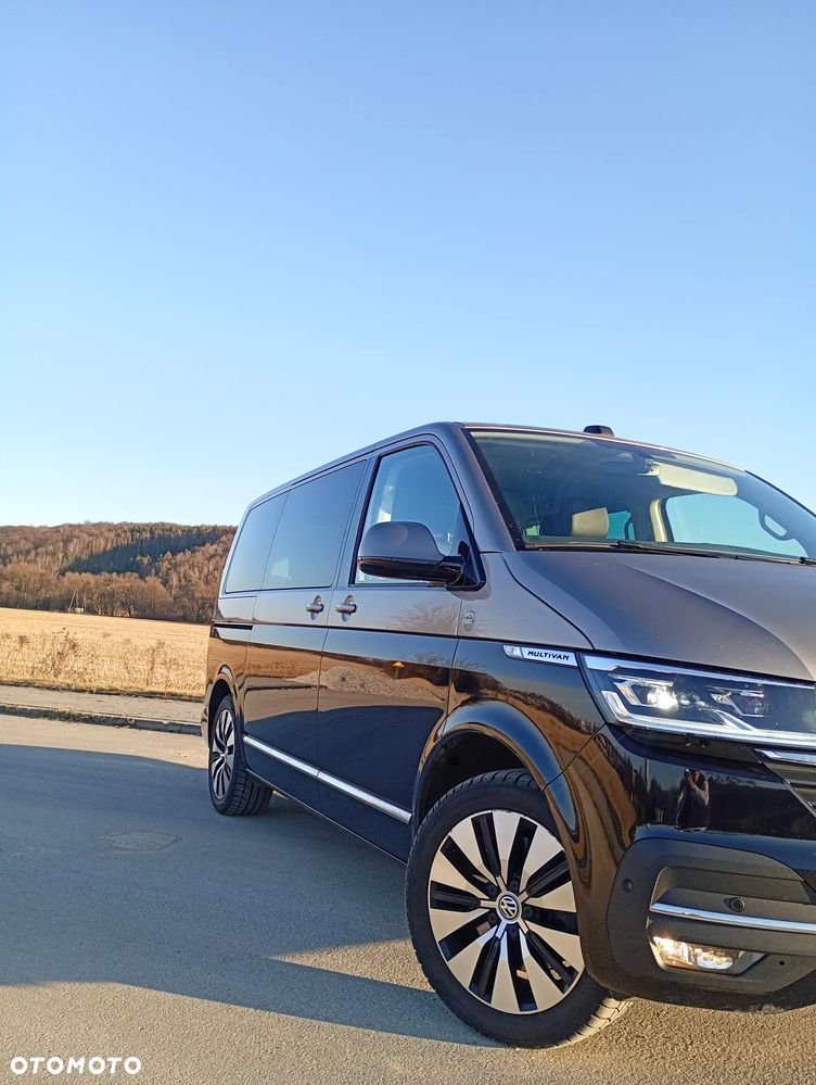 Volkswagen Multivan - 16