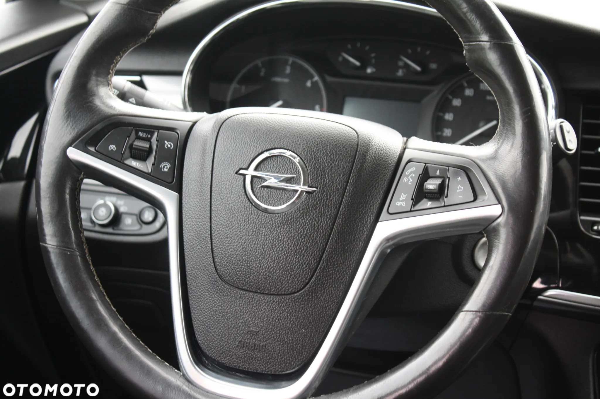 Opel Mokka X 1.6 CDTI Design Line S&S - 14