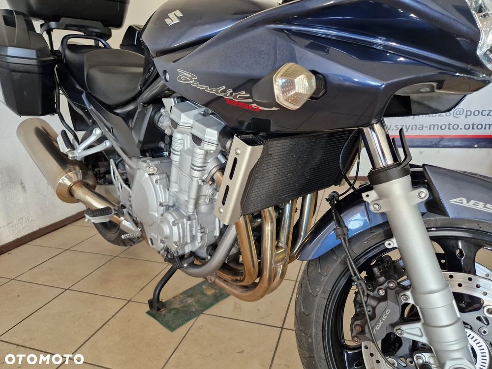 Suzuki Bandit - 10