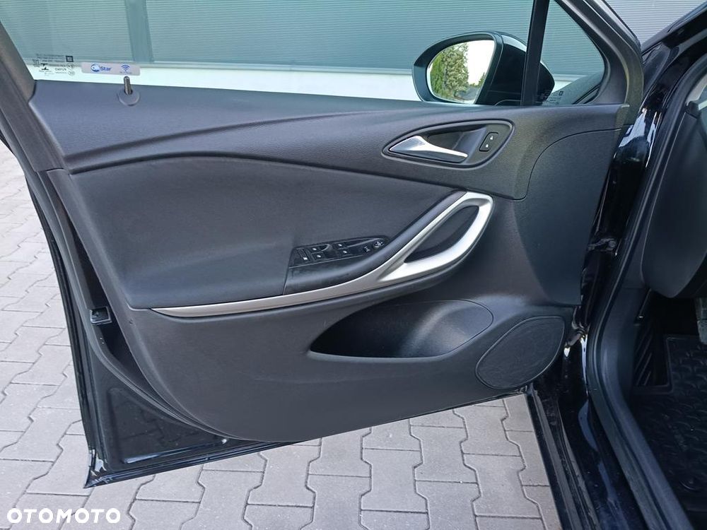 Opel Astra 1.4 Turbo Dynamic - 19