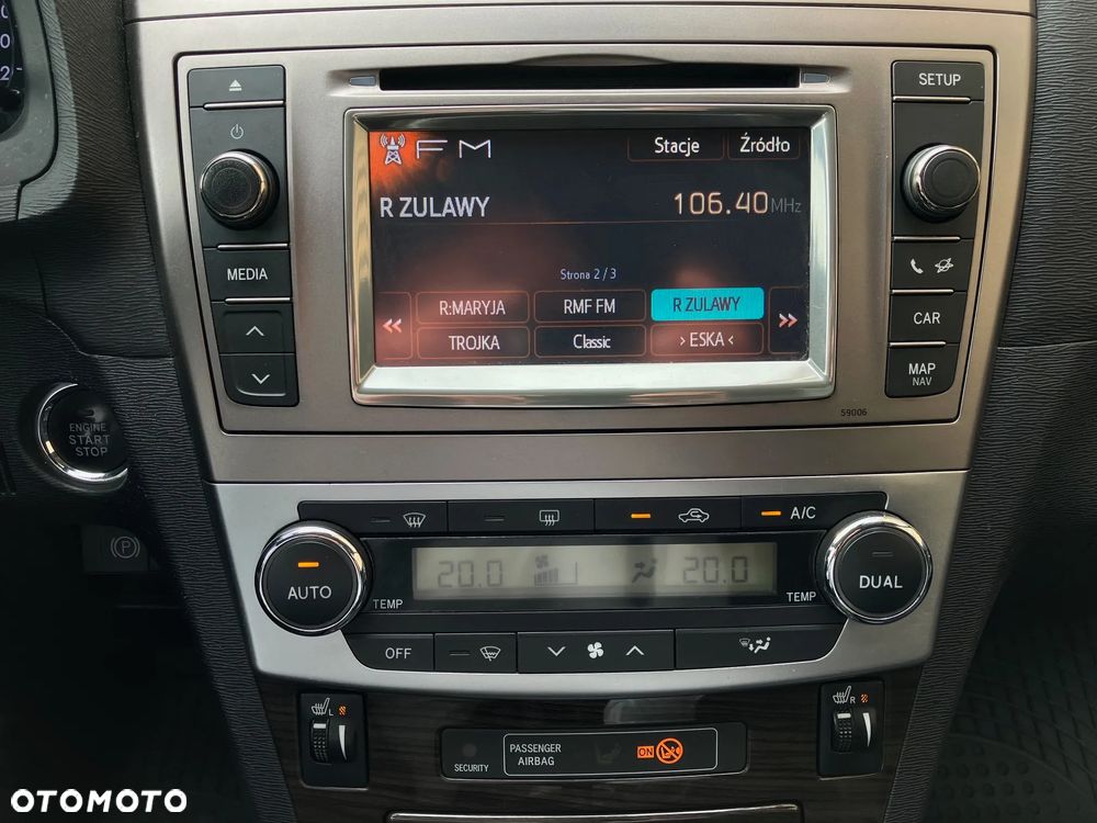 Toyota Avensis 1.8 Premium - 28