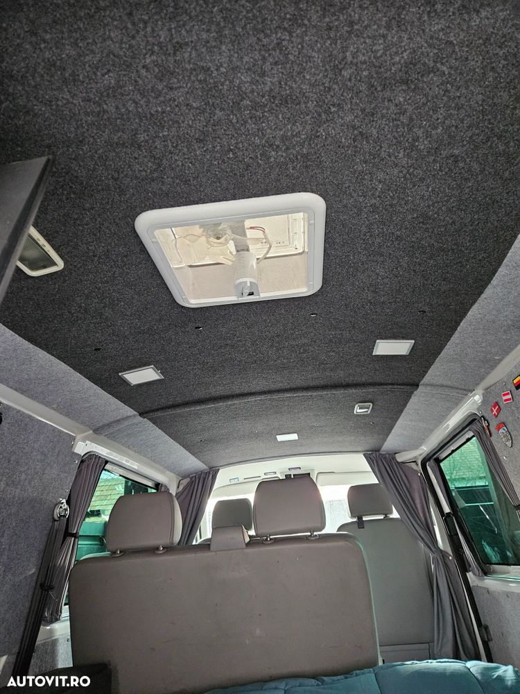 Volkswagen Caravelle - 33