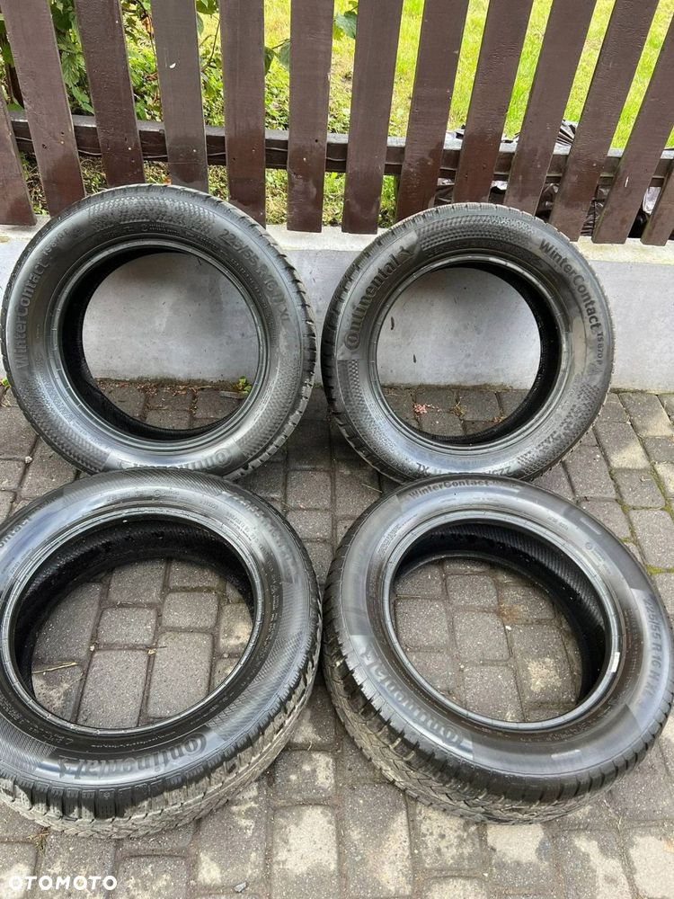 Opony zimowe R16 continental 4 szt 2022 zima 225/55/16 komplet