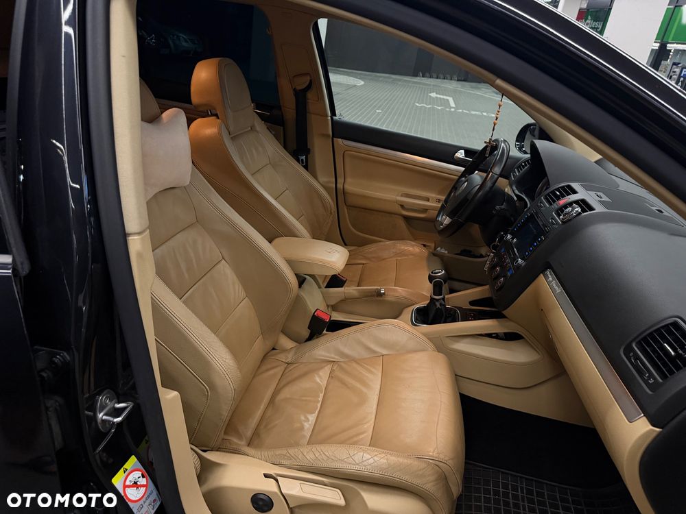 Volkswagen Golf 2.0 TSI GTI - 11