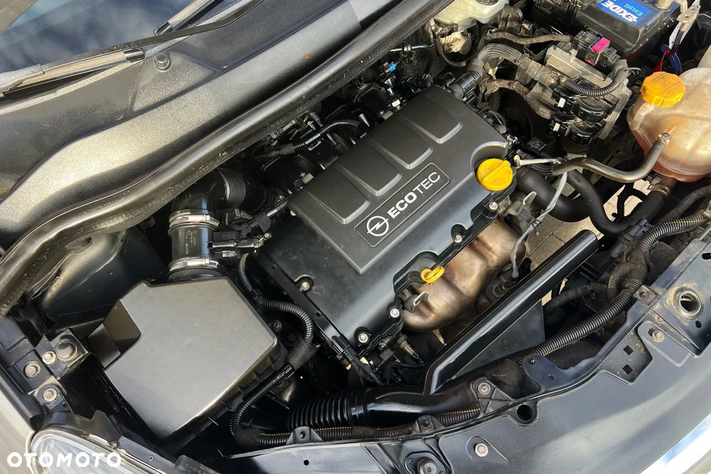 Opel Corsa 1.4 16V Active - 37