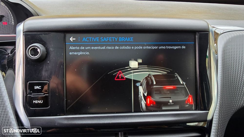 Peugeot 2008 1.2 PureTech GT Line EAT6 - 27