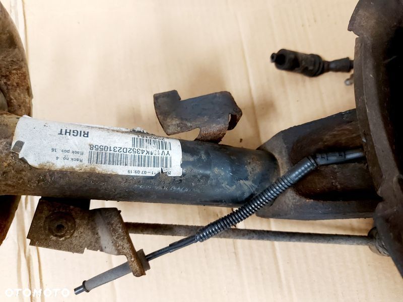 volvo c30 s40 ii 2.0 b 16v mcpherson prawy przód zwrotnica amortyzator 2582161 - 3