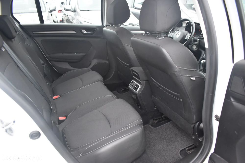 Renault Megane ver-1-5-blue-dci-zen - 15