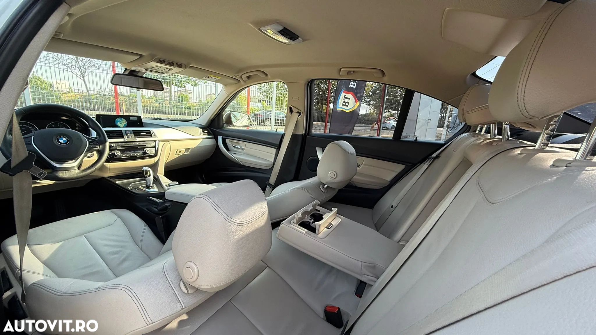 BMW Seria 3 320d GT xDrive AT - 17