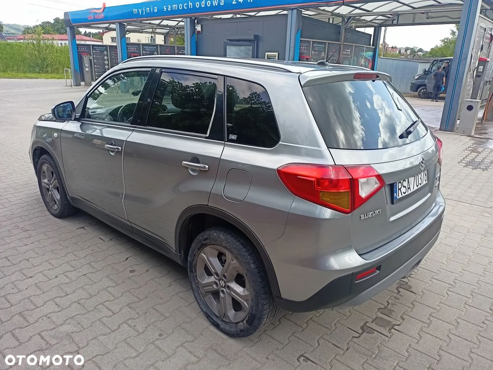 Suzuki Vitara 1.6 DDiS (4x4) Allgrip Comfort - 2