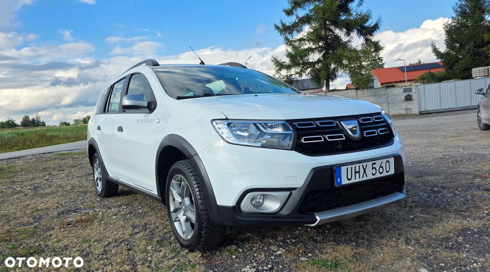 Dacia Logan TCe 90 S&S Easy-R Stepway Celebration - 5