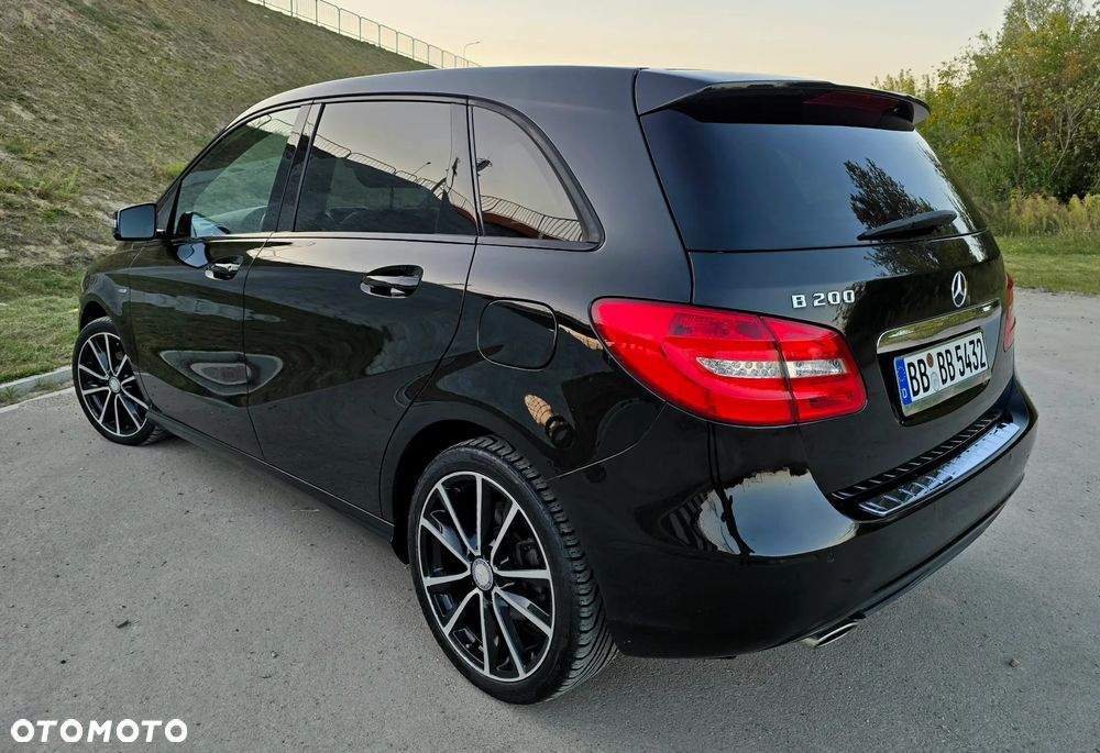 Mercedes-Benz Klasa B 200 BlueEFFICIENCY Edition 1 - 6