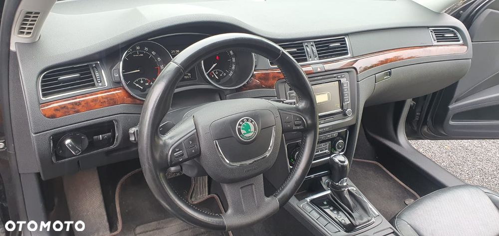 Skoda Superb 2.0 TDI Business DSG - 7