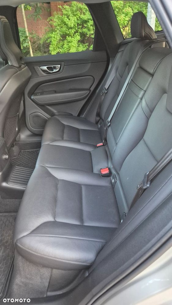 Volvo XC 60 T8 AWD Recharge Geartronic Inscription - 15