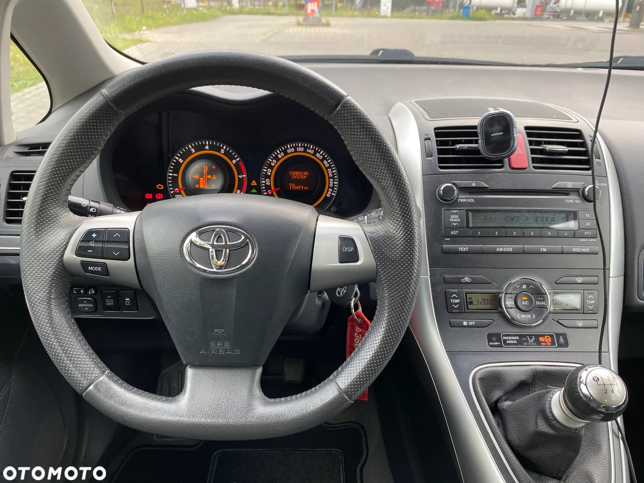 Toyota Auris 1.33 Dual-VVT-i - 6