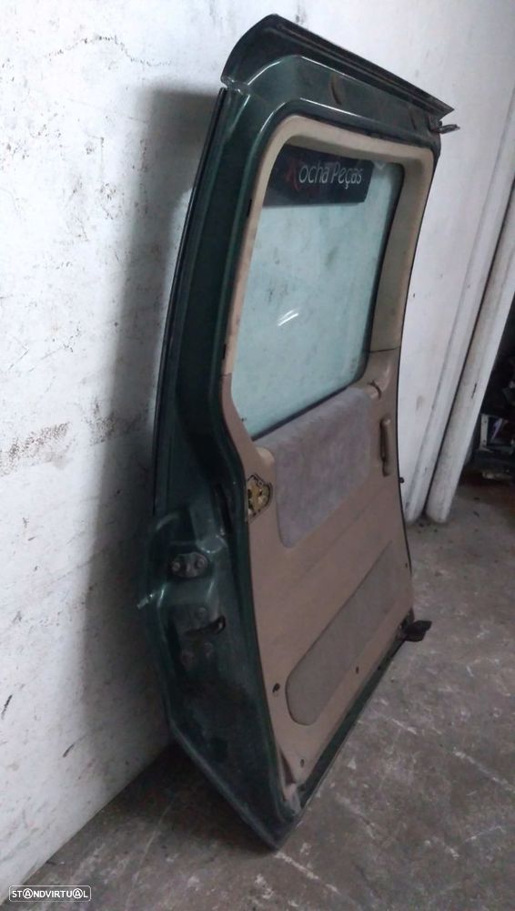 Porta Lateral Esq Kia Carnival I (Up) - 5