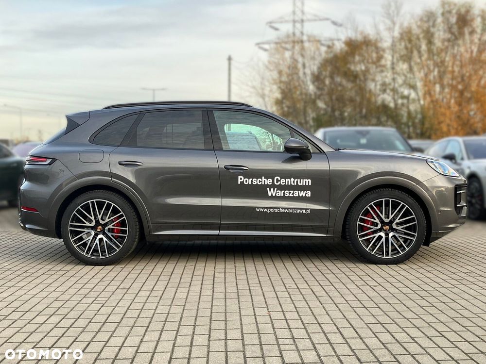 Porsche Cayenne - 6