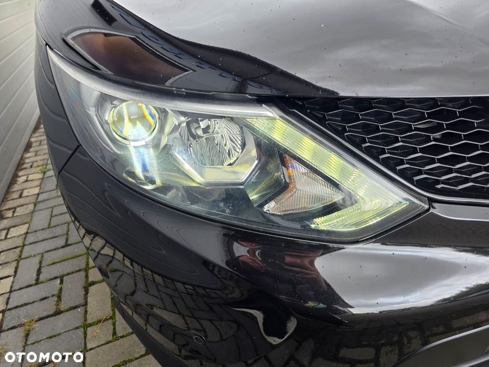 Nissan Qashqai 1.2 DIG-T TEKNA+ - 33