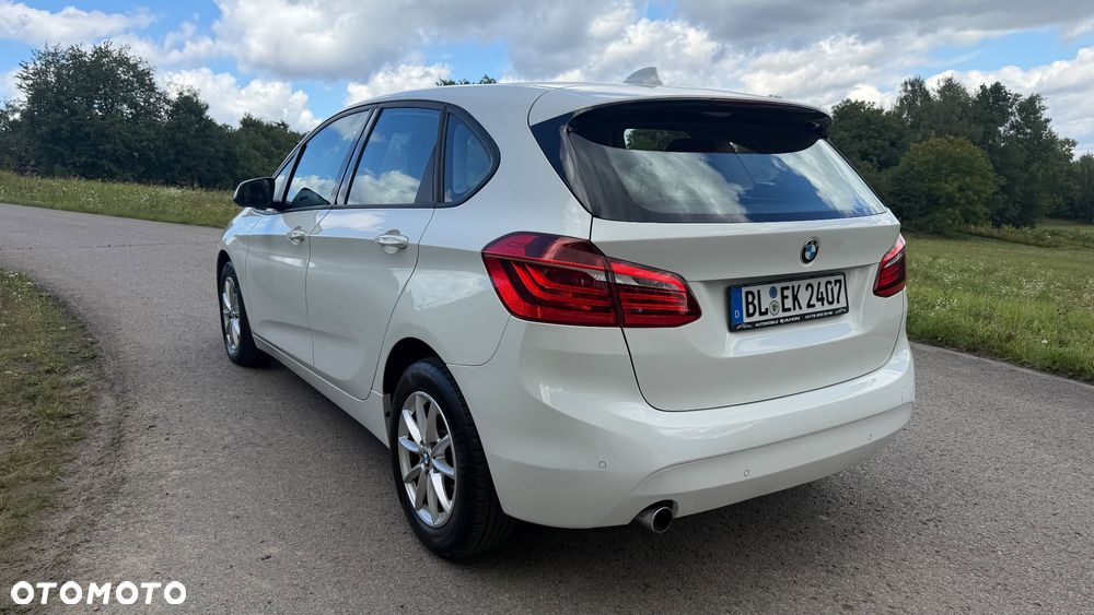 BMW Seria 2 218d - 35