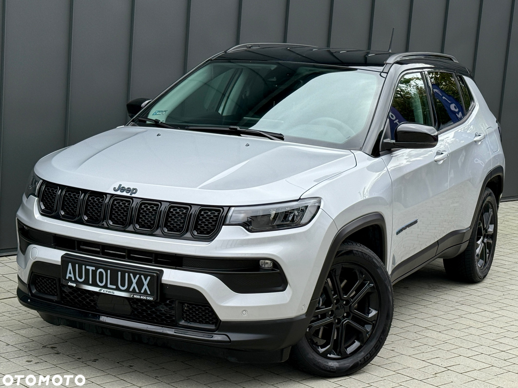 Jeep Compass 1.3 T4 PHEV 4xe Night Eagle S&S - 3