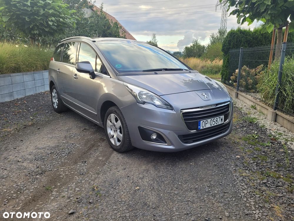 Peugeot 5008 2.0 BlueHDI Allure S&S - 6