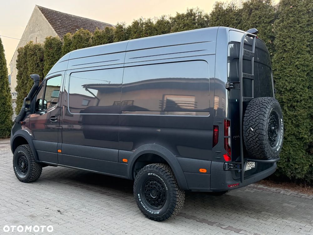 Mercedes-Benz Sprinter - 5