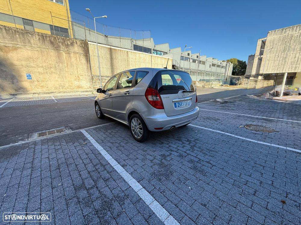 Mercedes-Benz A 180 CDi Elegance Automatic - 4