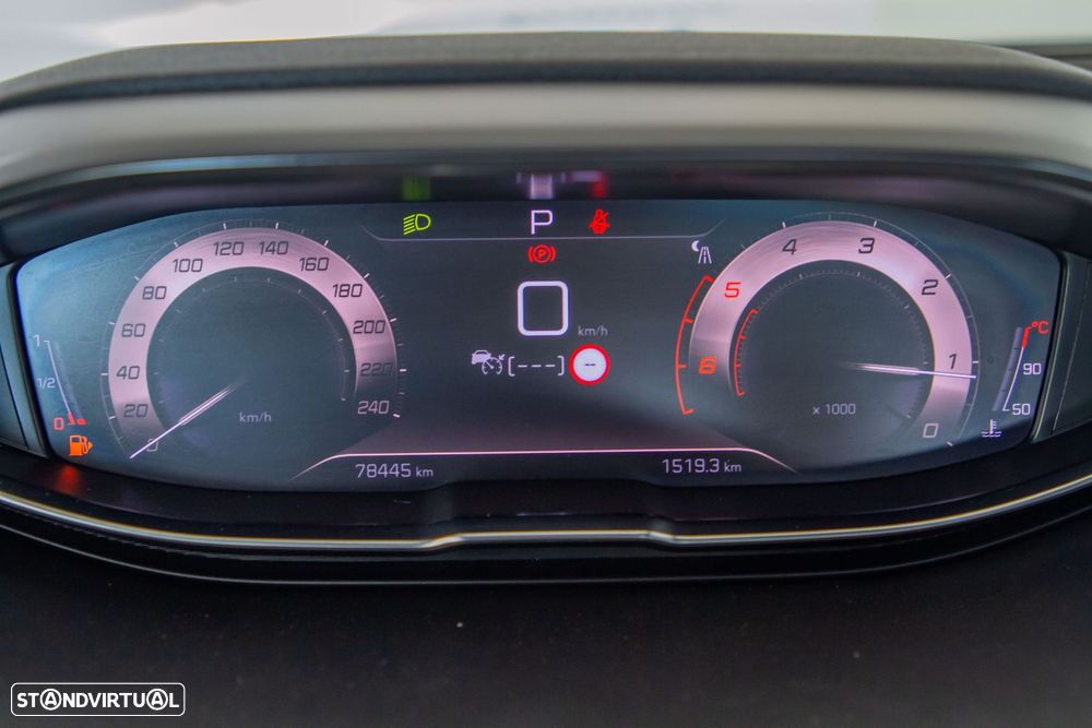 Peugeot 3008 1.5 BlueHDi GT EAT8 - 28