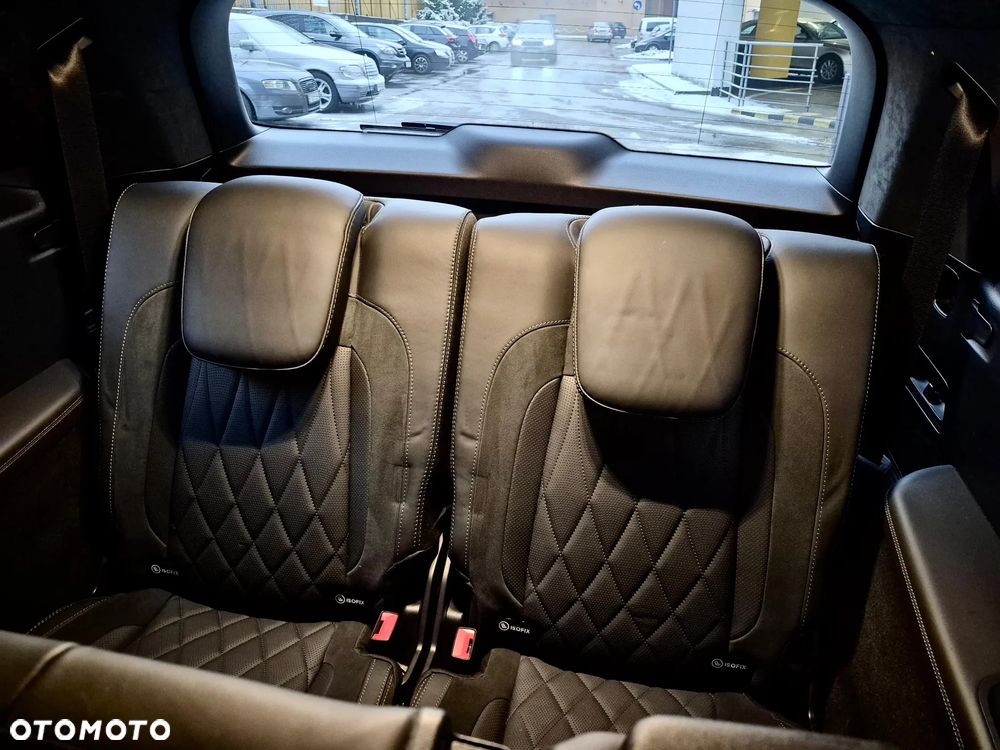 Mercedes-Benz GLS - 12