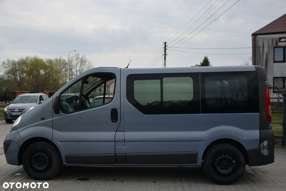 Opel Vivaro - 9