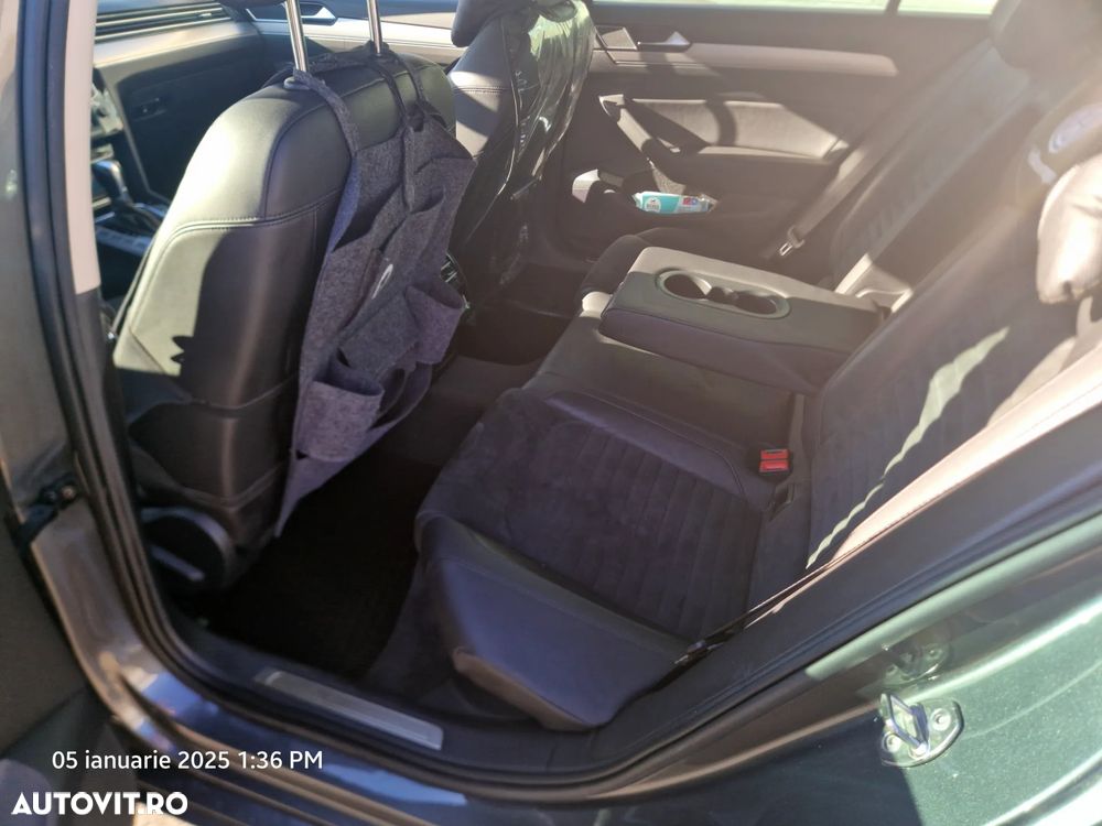 Volkswagen Passat 2.0 TDI SCR DSG Highline - 6