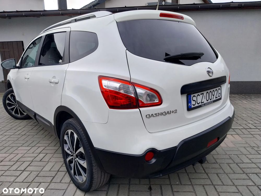 Nissan Qashqai+2 2.0 4x4 Tekna Premium - 3