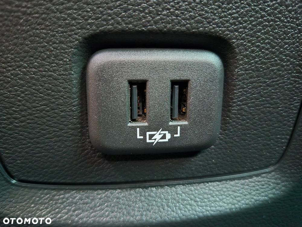 Opel Astra 1.4 Turbo Start/Stop Dynamic - 39