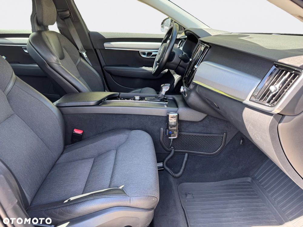 Volvo V90 D4 Momentum - 11
