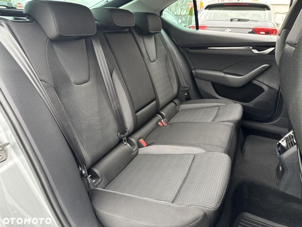 Skoda Octavia 1.5 TSI Selection - 14