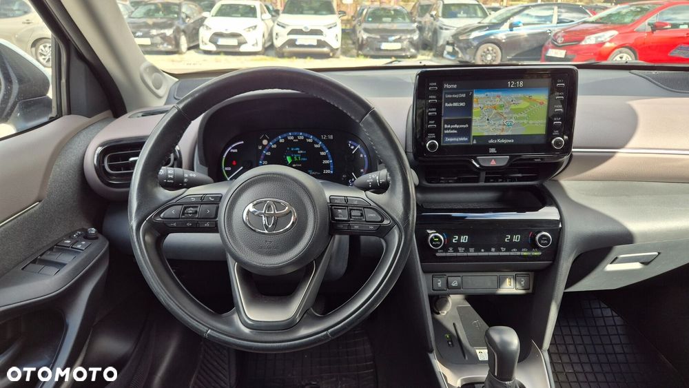 Toyota Yaris Cross Hybrid 1.5 Executive 4x4 - 13