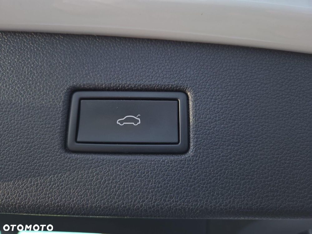 Volkswagen Tiguan 2.0 TDI SCR 4Mot R-Line DSG - 26