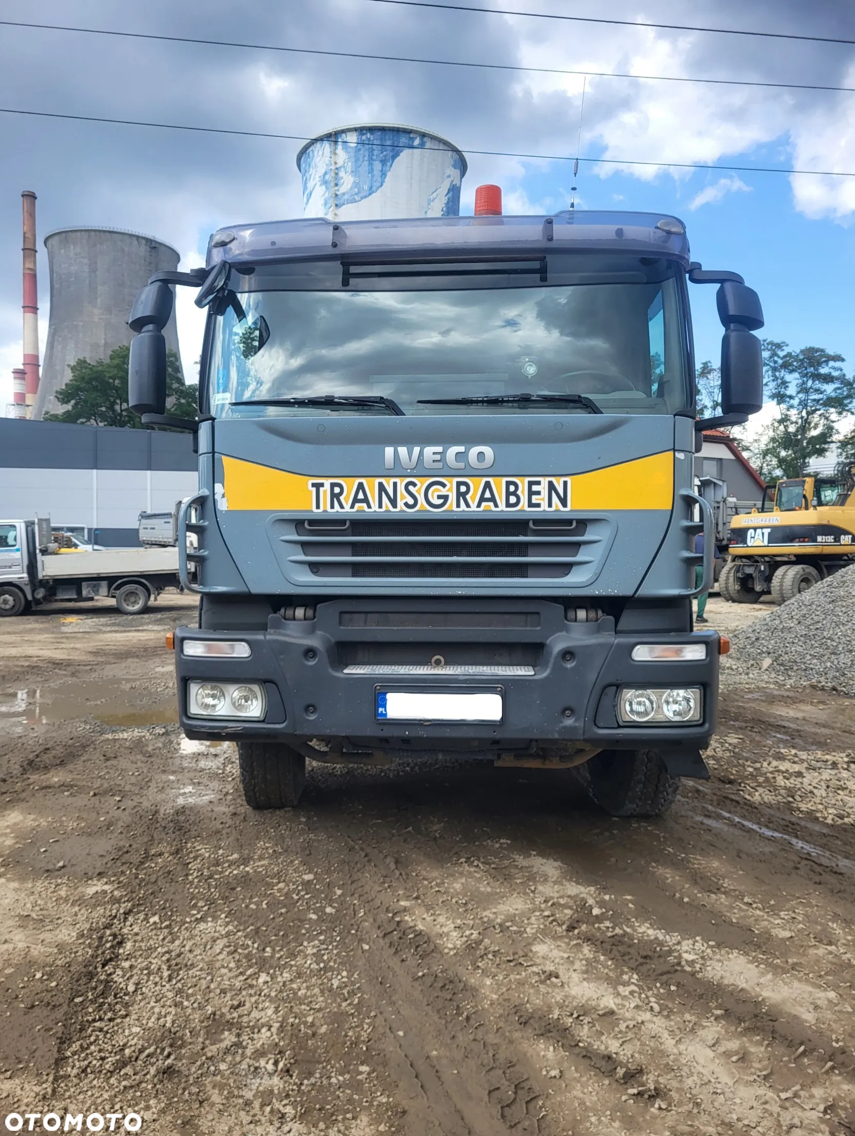 Iveco Trakker - 2