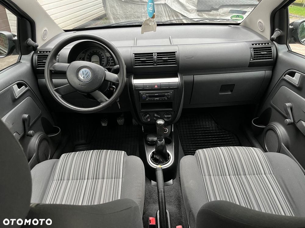 Volkswagen Fox 1.2 - 11