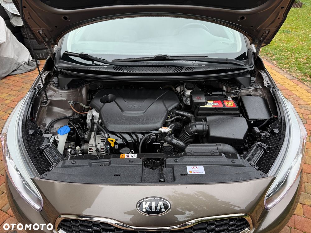 Kia Ceed - 28